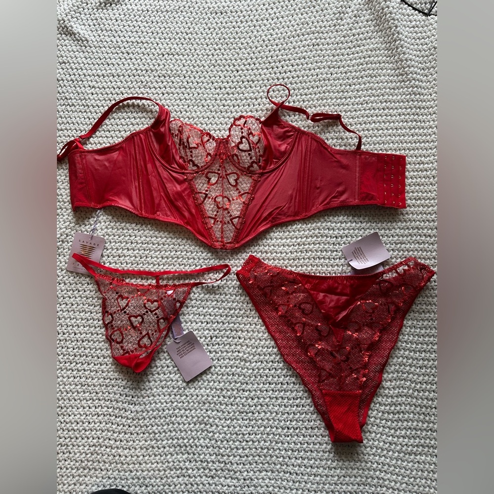NWT! Savage x Fenty Lingerie Set sz M/L